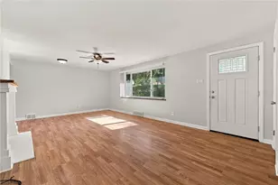 2400 Milford Dr, Bethel Park, PA 15102 - Photo 9