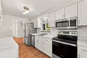2400 Milford Dr, Bethel Park, PA 15102 - Photo 13