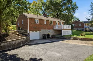 2400 Milford Dr, Bethel Park, PA 15102 - Photo 33