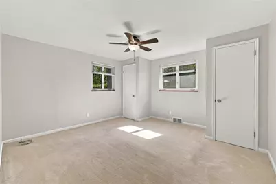 2400 Milford Dr, Bethel Park, PA 15102 - Photo 19