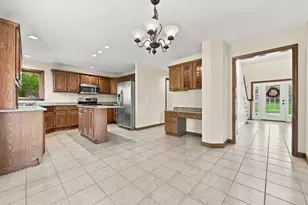 171 Pinehurst Dr, Cranberry Township, PA 16066 - Photo 7