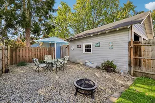 220 E Edgewood Ave, New Castle, PA 16105 - Photo 25