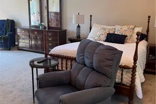102 Thomas Dr, White Oak, PA 15131 - Photo 13
