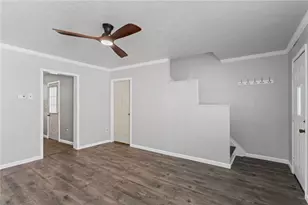 2810 Edwards Wy, Pittsburgh, PA 15203 - Photo 3