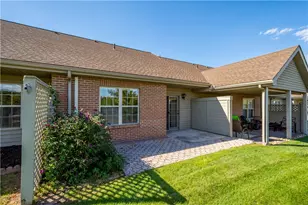 1407 Greenbriar Ct, South Park, PA 15129 - Photo 29