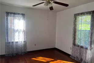 55 Clarksville St, Greenville Boro, PA 16125 - Photo 7
