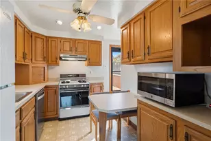 339 Iroquois Ave, Pittsburgh, PA 15237 - Photo 5