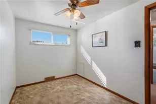 339 Iroquois Ave, Pittsburgh, PA 15237 - Photo 13