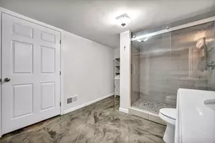243 Columbia Dr, Center Township, PA 15001 - Photo 29