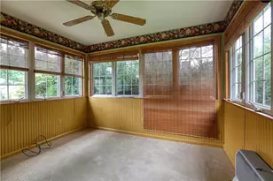 102 Hillcrest Ave, Chippewa Township, PA 15010 - Photo 5