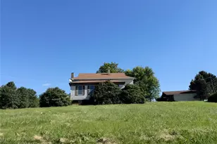 259 Pump Station Rd, Loyalhanna, PA 15670 - Photo 1