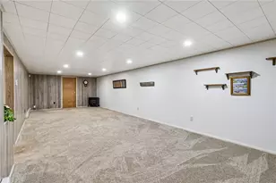 632 Grove City Rd, Mercer Township, PA 16057 - Photo 33