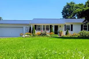 632 Grove City Rd, Mercer Township, PA 16057 - Photo 3