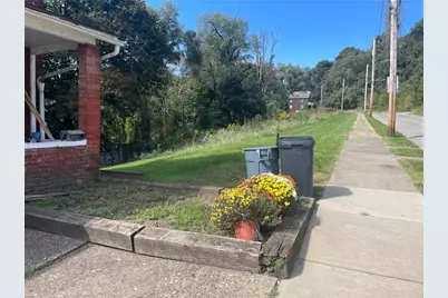 380 Ohio Ave, Midland Boro, PA 15059 - Photo 11