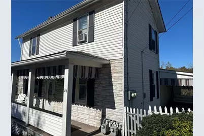 39 Oak St, Manor, PA 15665 - Photo 1