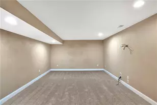 2084 Majestic Dr, North Strabane, PA 15317 - Photo 35
