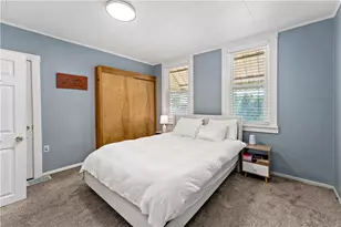 1929 W Beckert Ave, Pittsburgh, PA 15212 - Photo 15