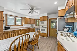 1929 W Beckert Ave, Pittsburgh, PA 15212 - Photo 11