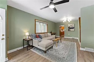 1929 W Beckert Ave, Pittsburgh, PA 15212 - Photo 5