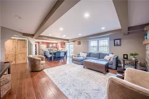 5124 Meadowridge Ln, Hampton, PA 15044 - Photo 9
