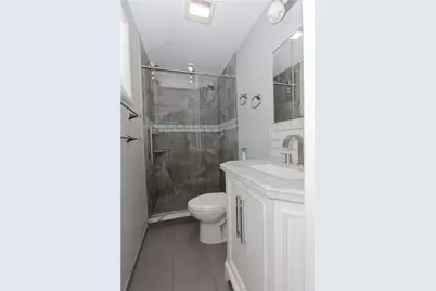 57 Norfolk Dr, Robinson Twp, PA 15108 - Photo 17