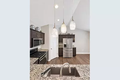 1003 Laurel Hill Dr, West Homestead, PA 15120 - Photo 11