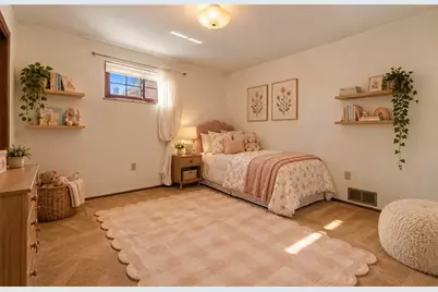 1005 Wolfe Ave, North Braddock, PA 15104 - Photo 15
