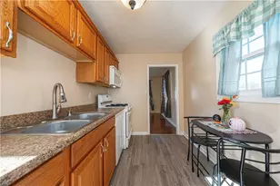 23 Walnut St, Brighton Township, PA 15009 - Photo 11