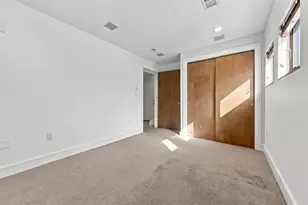 1835 Wharton, Pittsburgh, PA 15203 - Photo 35