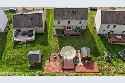 302 Summit Cir, Chartiers, PA 15342 - Photo 35