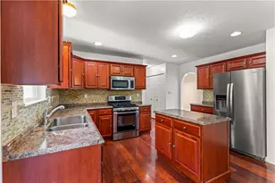 302 Summit Cir, Chartiers, PA 15342 - Photo 9