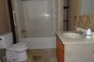 401 Lloyd Ave, Latrobe, PA 15650 - Photo 11
