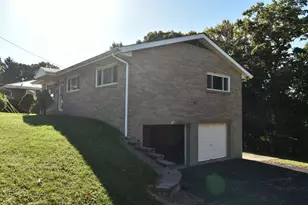149 Autumn Dr, Twp of But SW, PA 16001 - Photo 3
