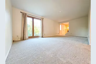115 Vanderbilt Dr, Pittsburgh, PA 15243 - Photo 7