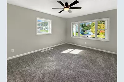 2019 Martha St, South New Castle Boro, PA 16101 - Photo 5