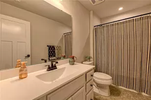 1037 Wedgewood Dr, Penn Twp, PA 15644 - Photo 27