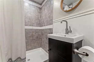 128 Winifred Dr, Pittsburgh, PA 15236 - Photo 33