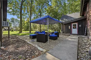 123 Green Forest Dr, Economy, PA 15005 - Photo 5