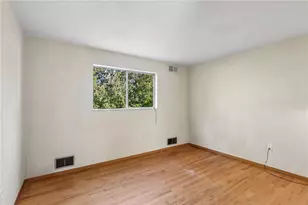 5696 Glenn Hill Dr, Bethel Park, PA 15102 - Photo 21