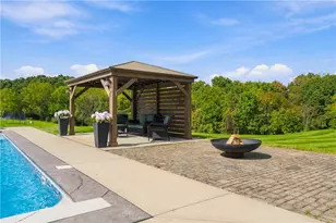 107 Hibernia Dr, Lancaster Township, PA 16037 - Photo 29