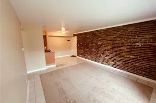 930 Margarite Dr, Scott Township, PA 15216 - Photo 3