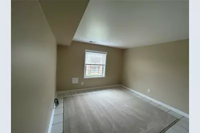 930 Margarite Dr #K, Scott Township, PA 15216 - Photo 7