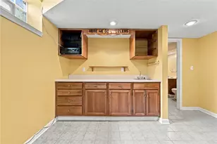 213 Chris Dr, Penn Twp, PA 15642 - Photo 27