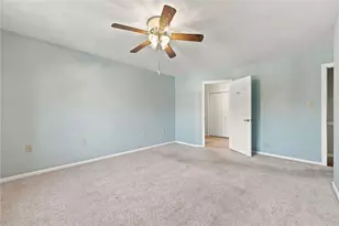 213 Chris Dr, Penn Twp, PA 15642 - Photo 15