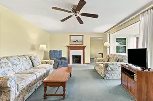 4235 Greenridge Rd, Pittsburgh, PA 15234 - Photo 7