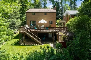 341 E Agnew Ave, Pittsburgh, PA 15210 - Photo 11
