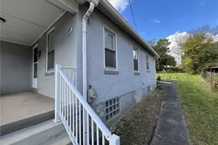 637 W Otterman St, Greensburg, PA 15601 - Photo 3