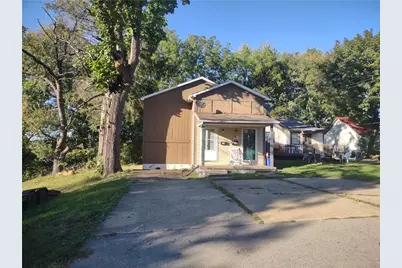 731 731.5 E Main St, New Castle, PA 16101 - Photo 1