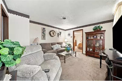 1501 Broad Street, South Greensburg Boro, PA 15601 - Photo 17