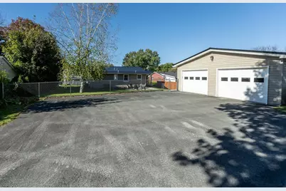 2002 Nippert Avenue, Chippewa Township, PA 15010 - Photo 9